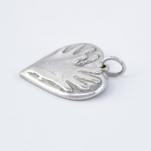 Vintage Sterling Silver 925 Raised Hand Design Heart Pendant - Picture 3 of 7